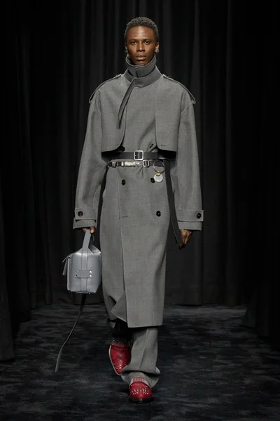 Look 36